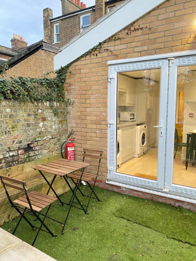 Cozy En-Suite Near Stratford Londres Extérieur photo