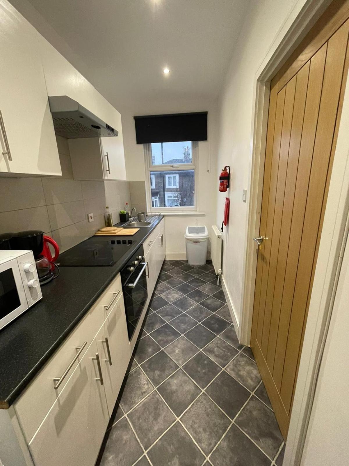 Cozy En-Suite Near Stratford Londres Extérieur photo