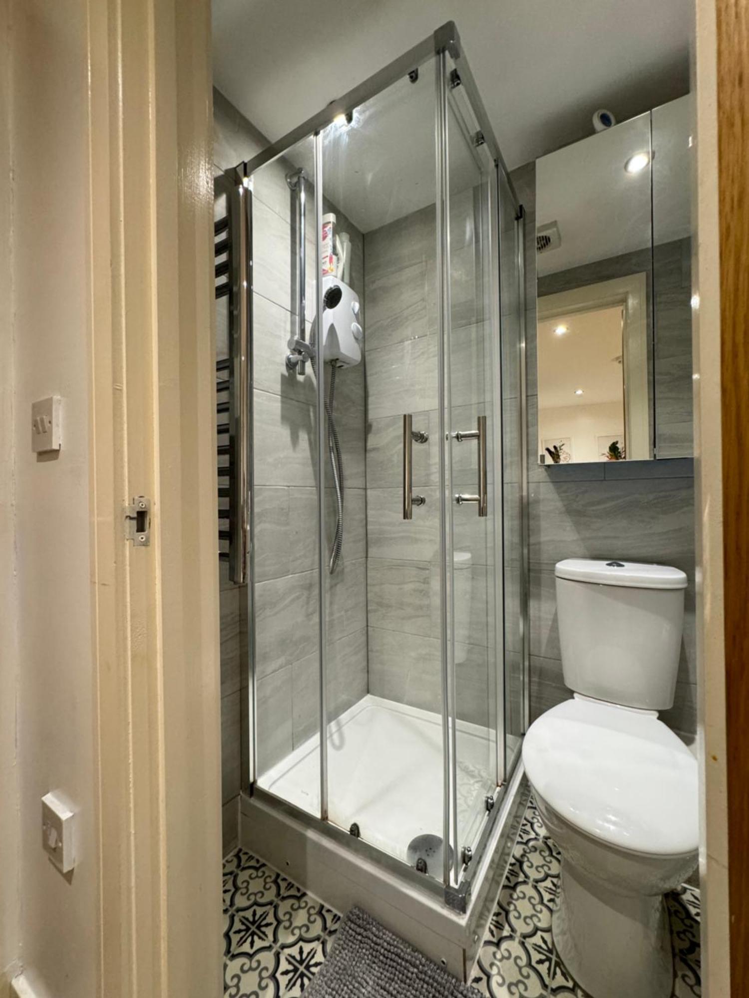 Cozy En-Suite Near Stratford Londres Extérieur photo